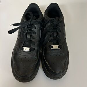 Black Nike Air Force 1's - Big Kids 5.5/Women's 7